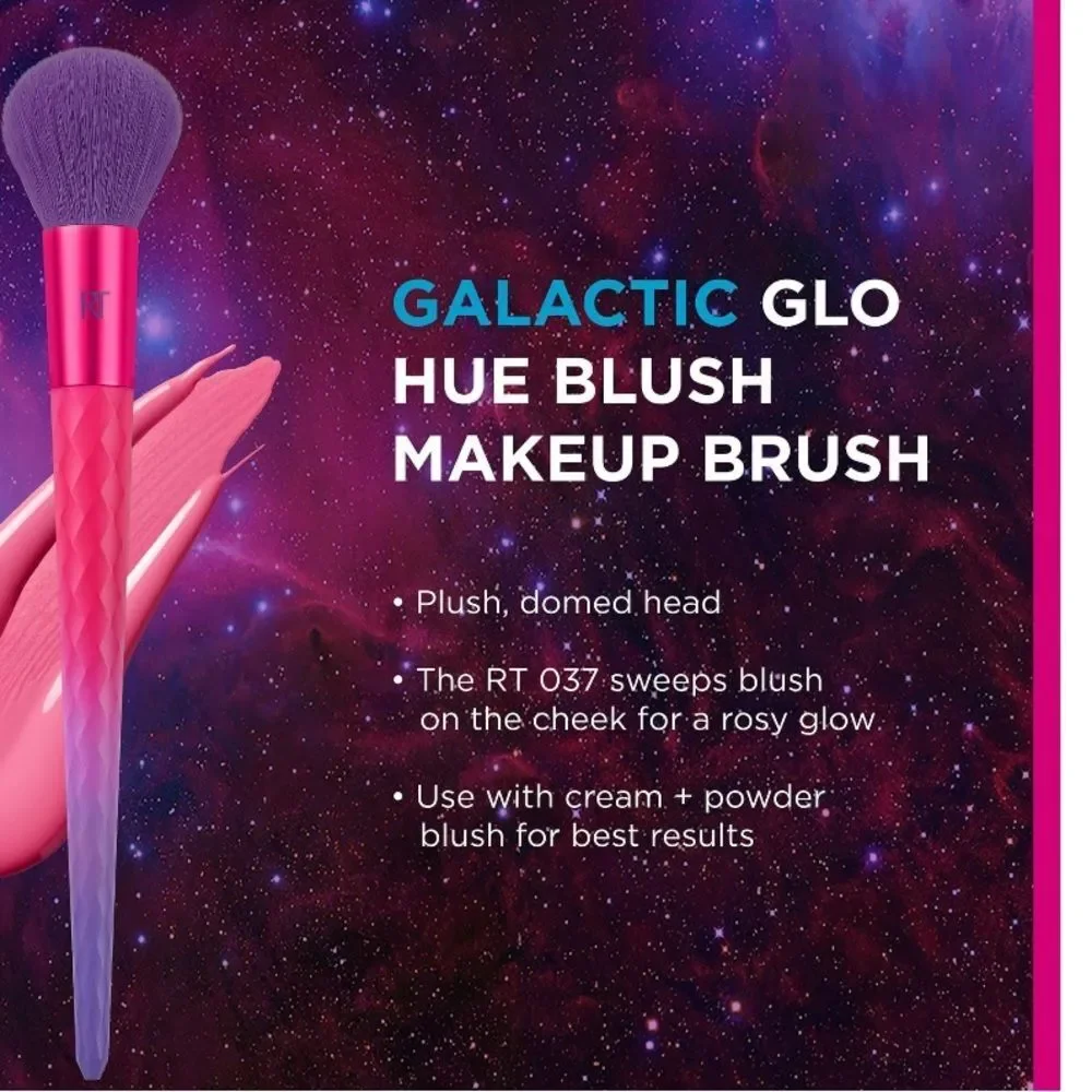 Real Techniques Galactic Glo‎ 037 Hue Blush Brush